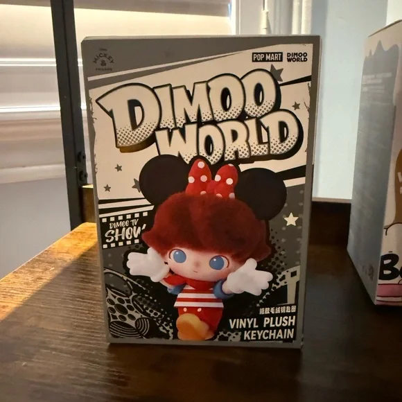 Dimoo World Vinyl Plush Keychain - Picture 2 of 4